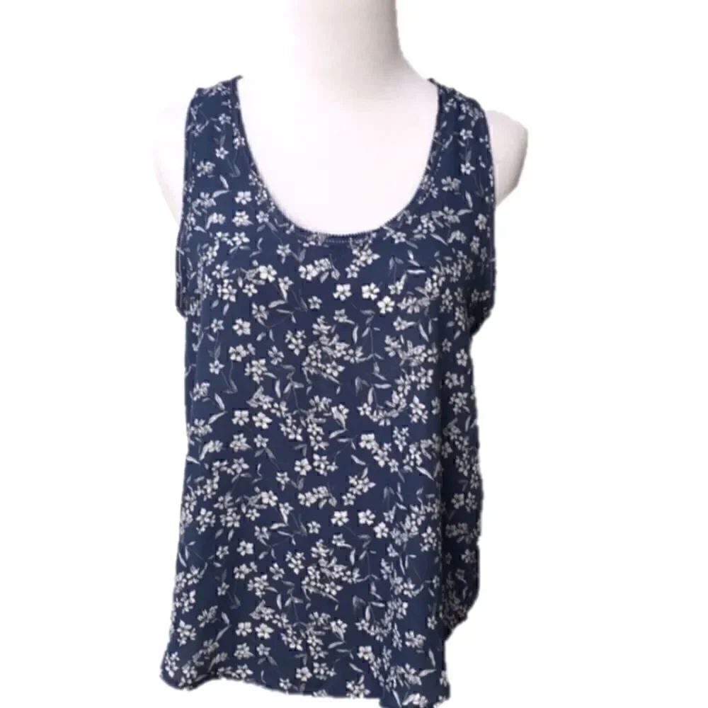 NWOT Banana Republic Silky Floral Tank Top